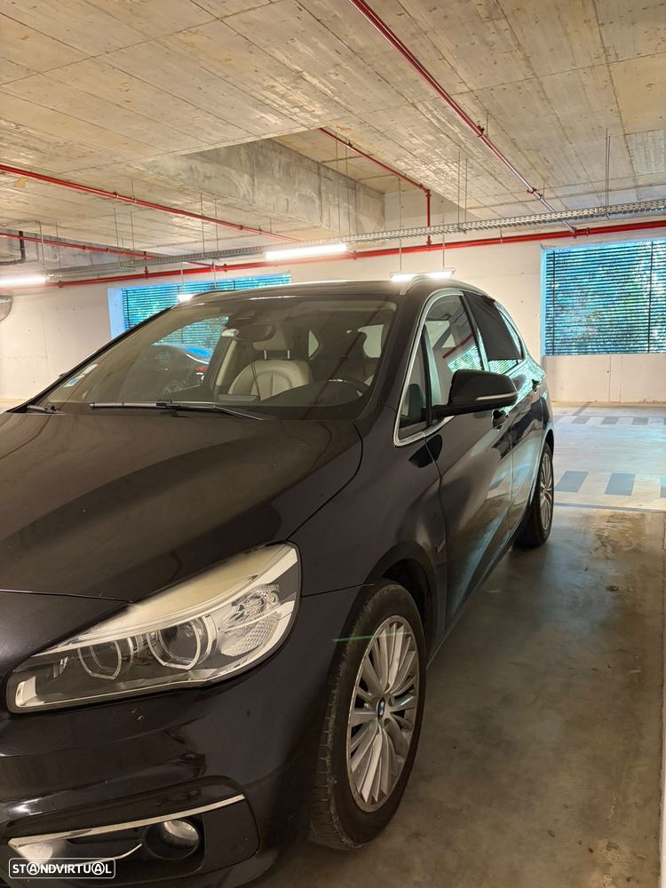BMW 218 Active Tourer d Line Luxury Auto - 11