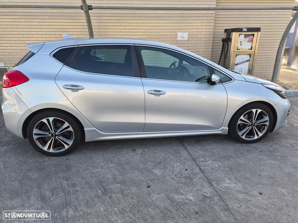 Kia Ceed 1.0 T-GDI GT Line - 10