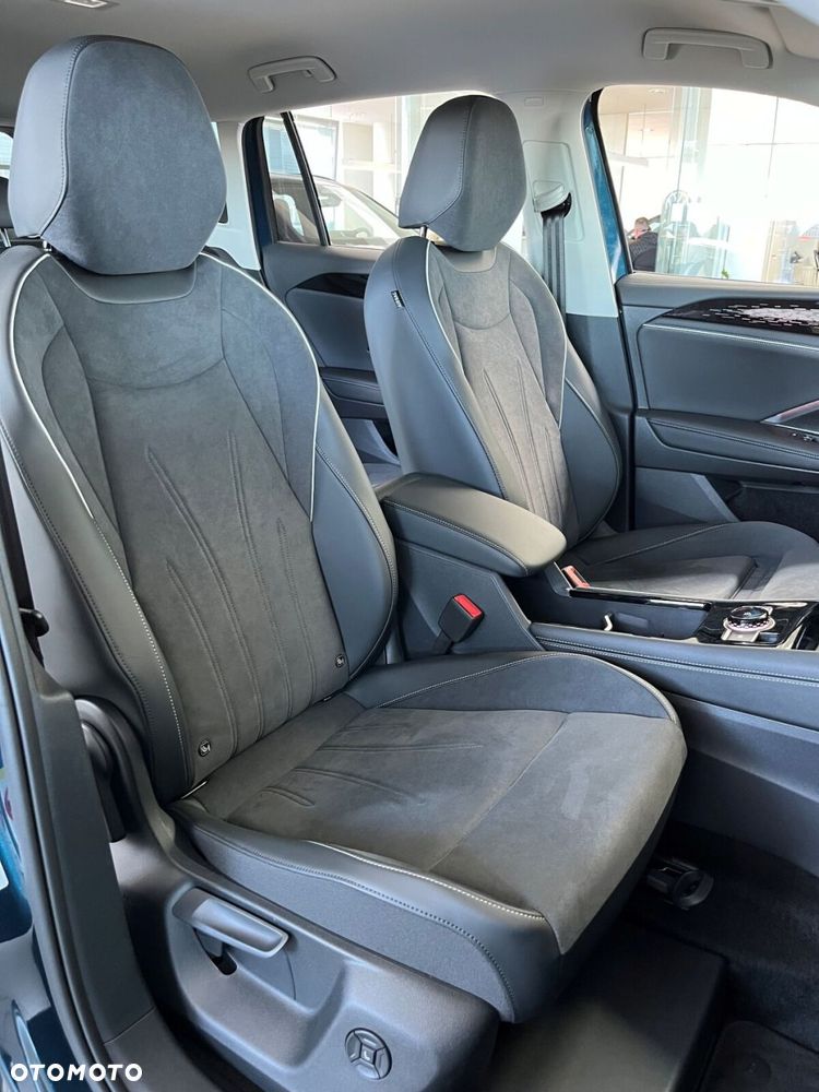 Volkswagen Tiguan - 9