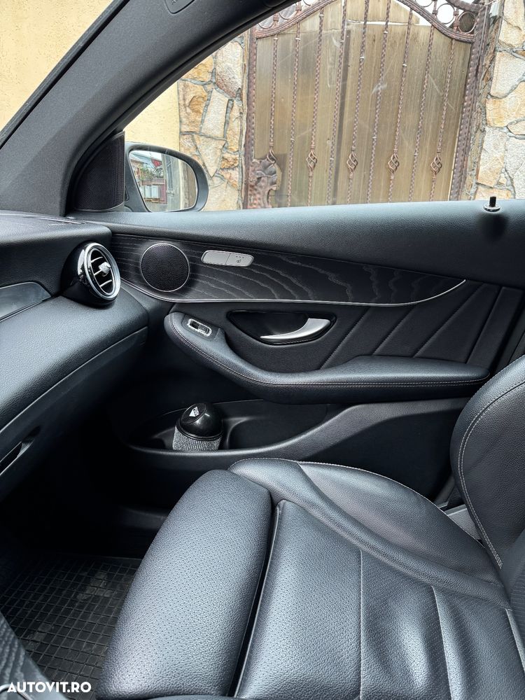 Mercedes-Benz GLC Coupe 220 d 4Matic 9G-TRONIC AMG Line - 18