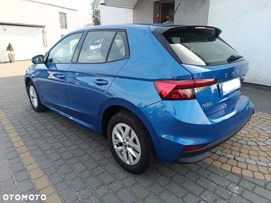 Skoda Fabia - 8