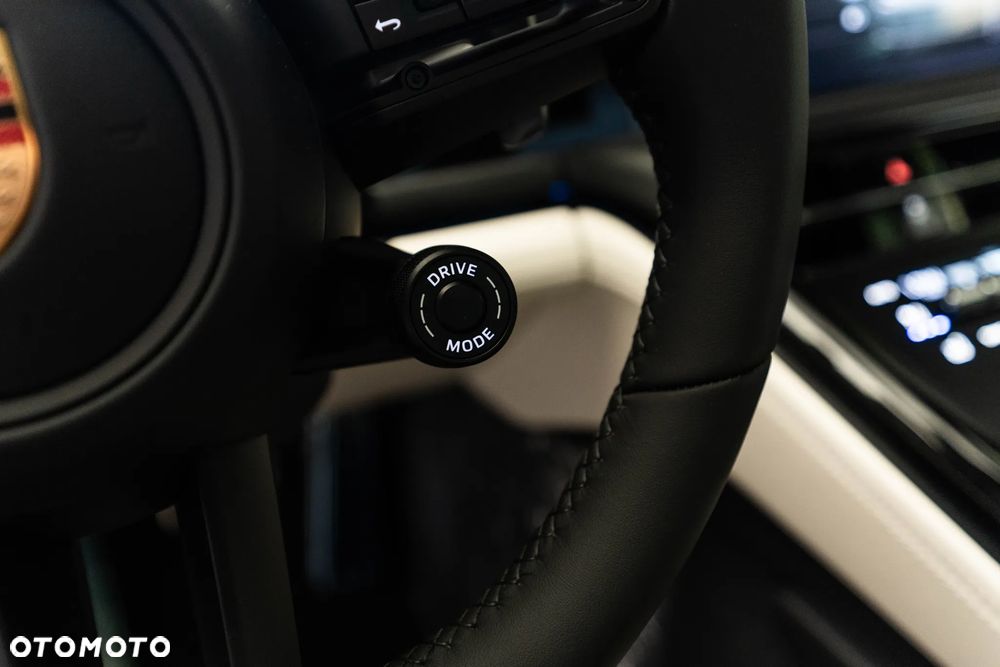Porsche Panamera 4 E-Hybrid - 20