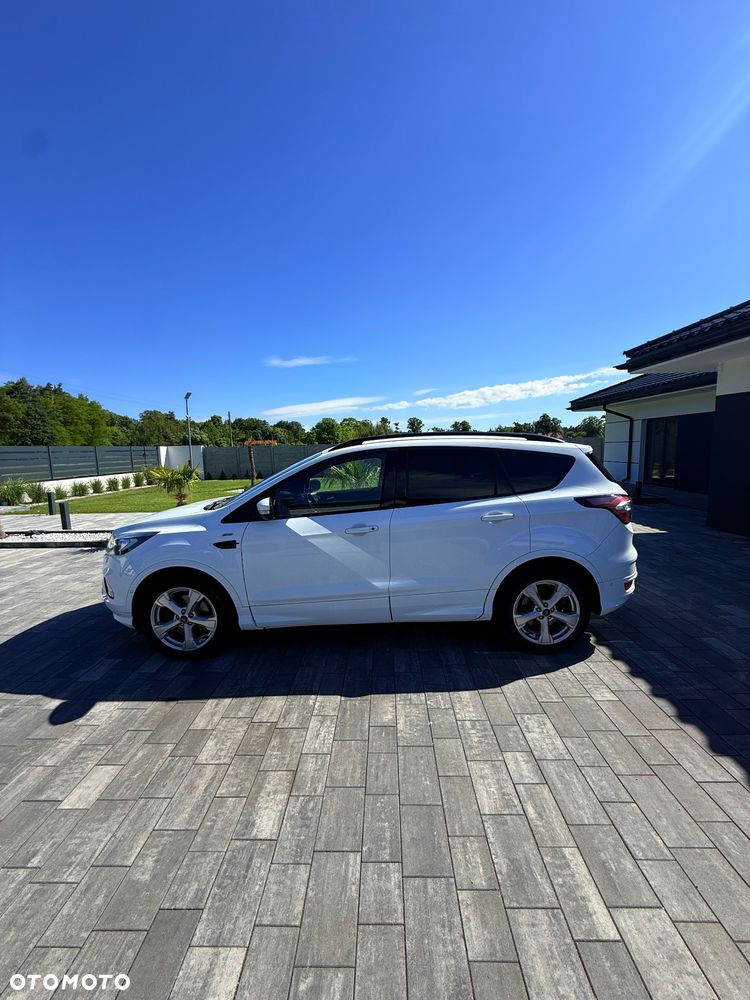 Ford Kuga 2.0 TDCi 4x2 ST-Line - 3