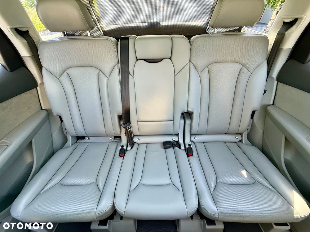 Audi Q7 - 32