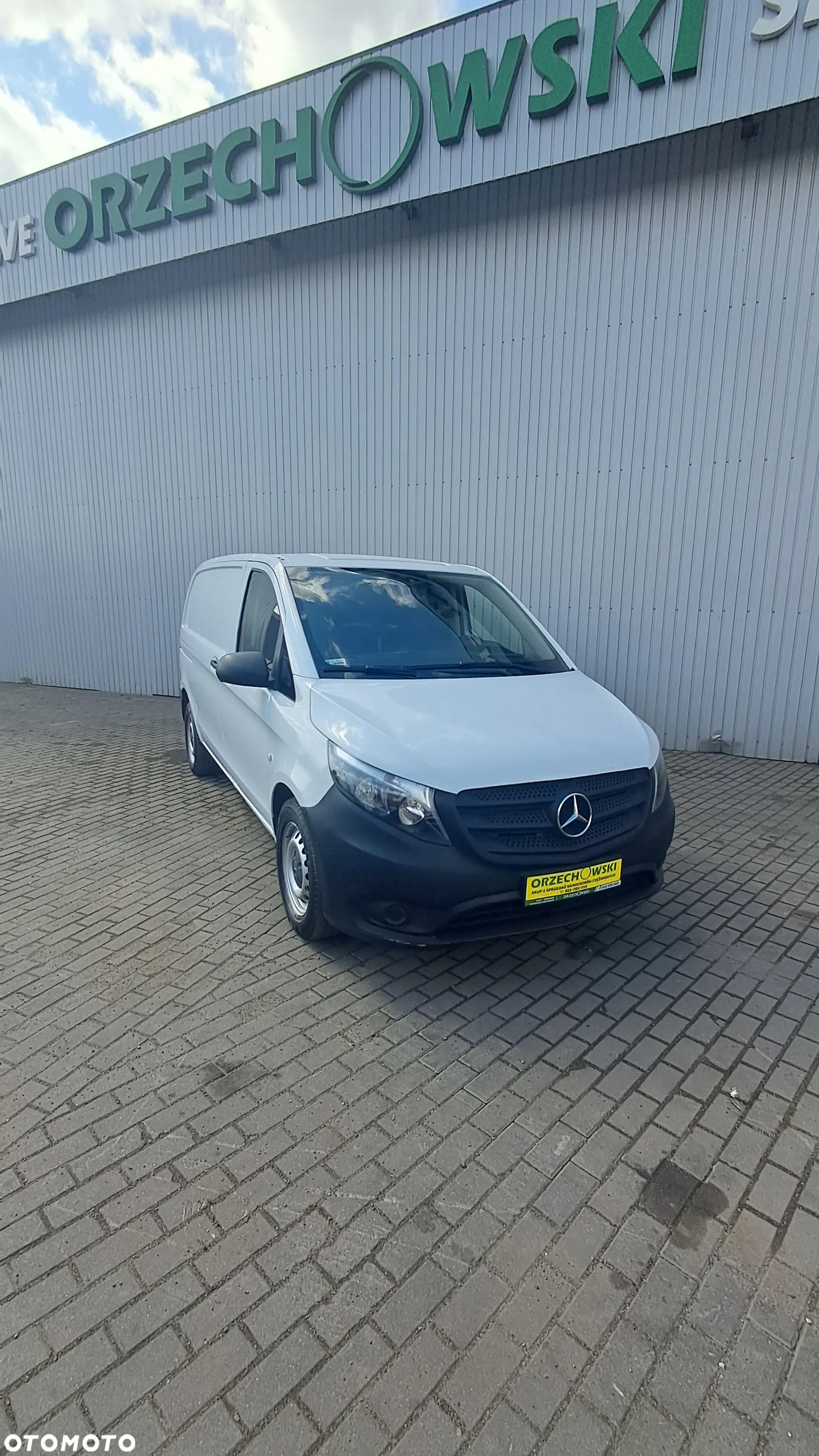 Mercedes-Benz VITO 116 - 9