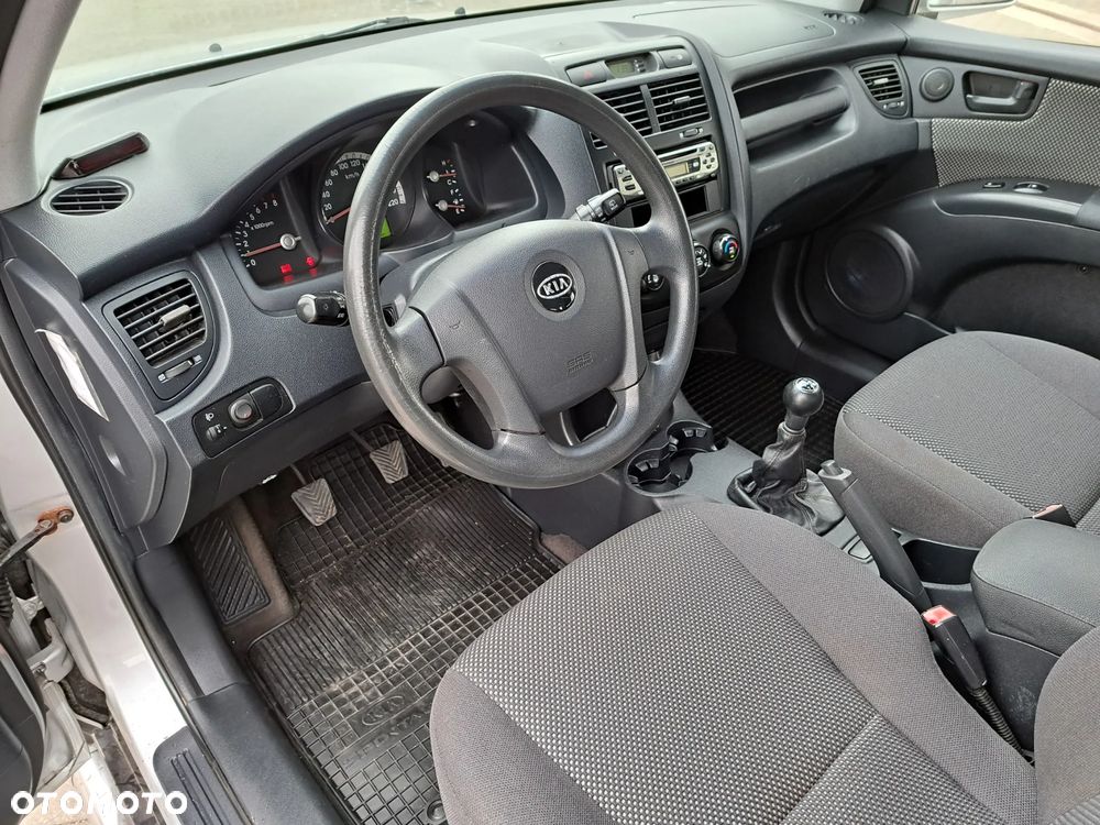 Kia Sportage - 16