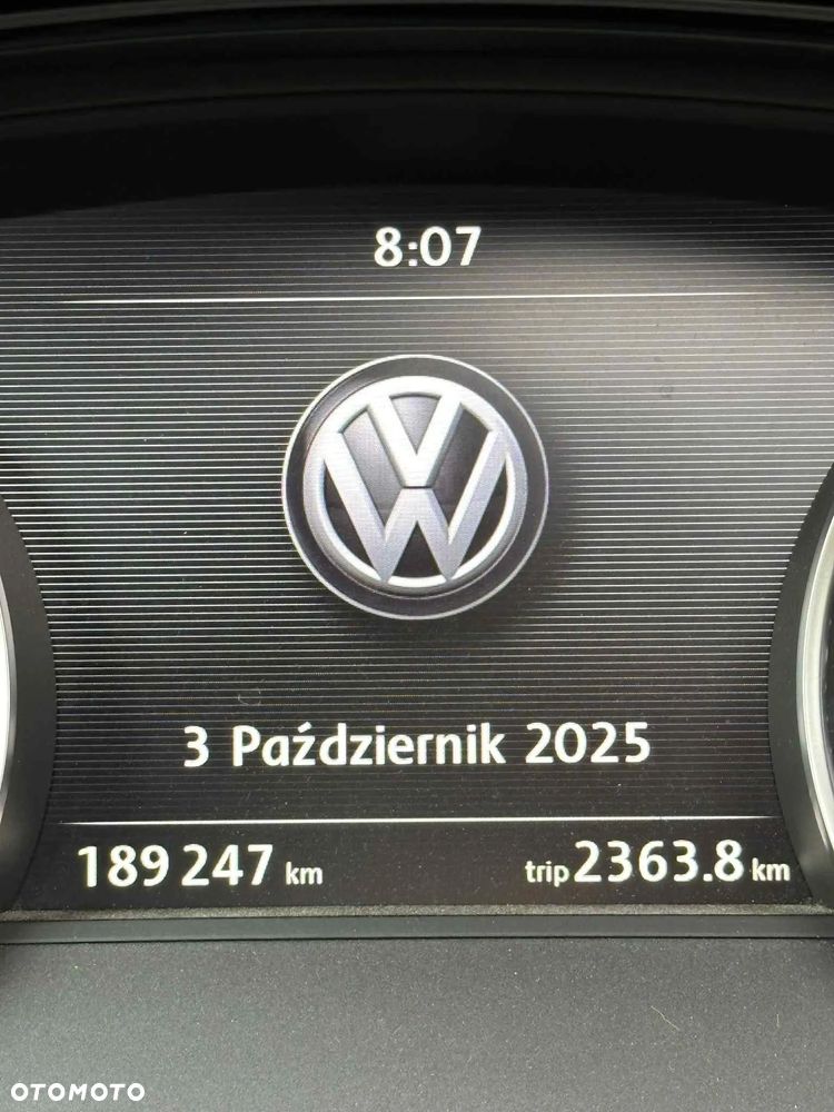 Volkswagen Touareg - 10