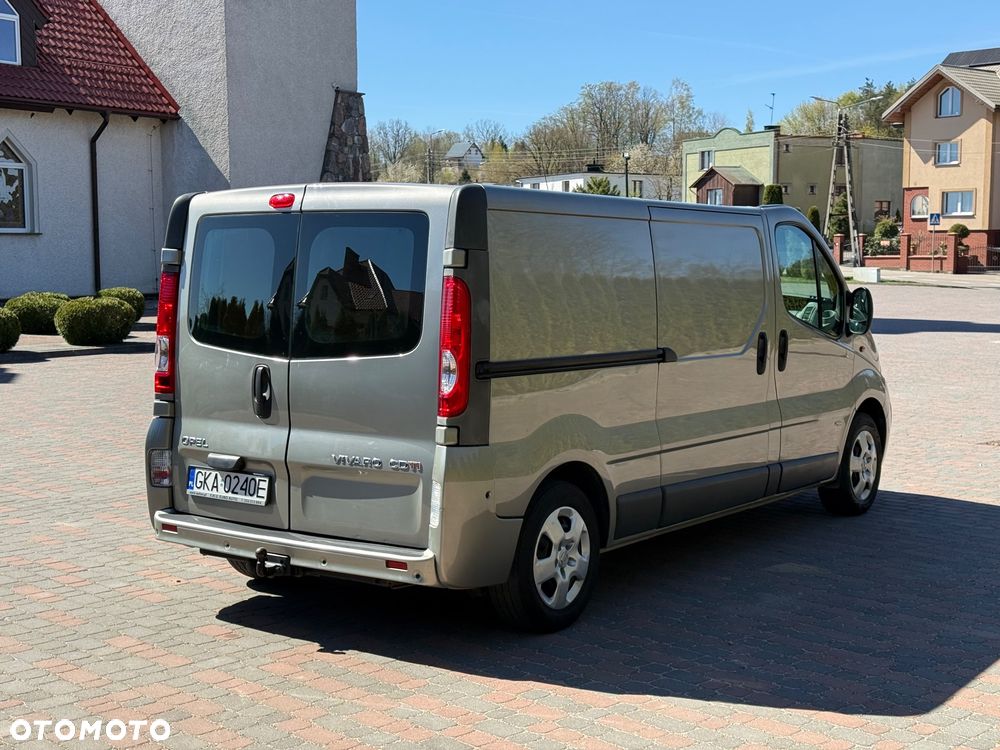 Opel Vivaro L2H1 2.9t - 3