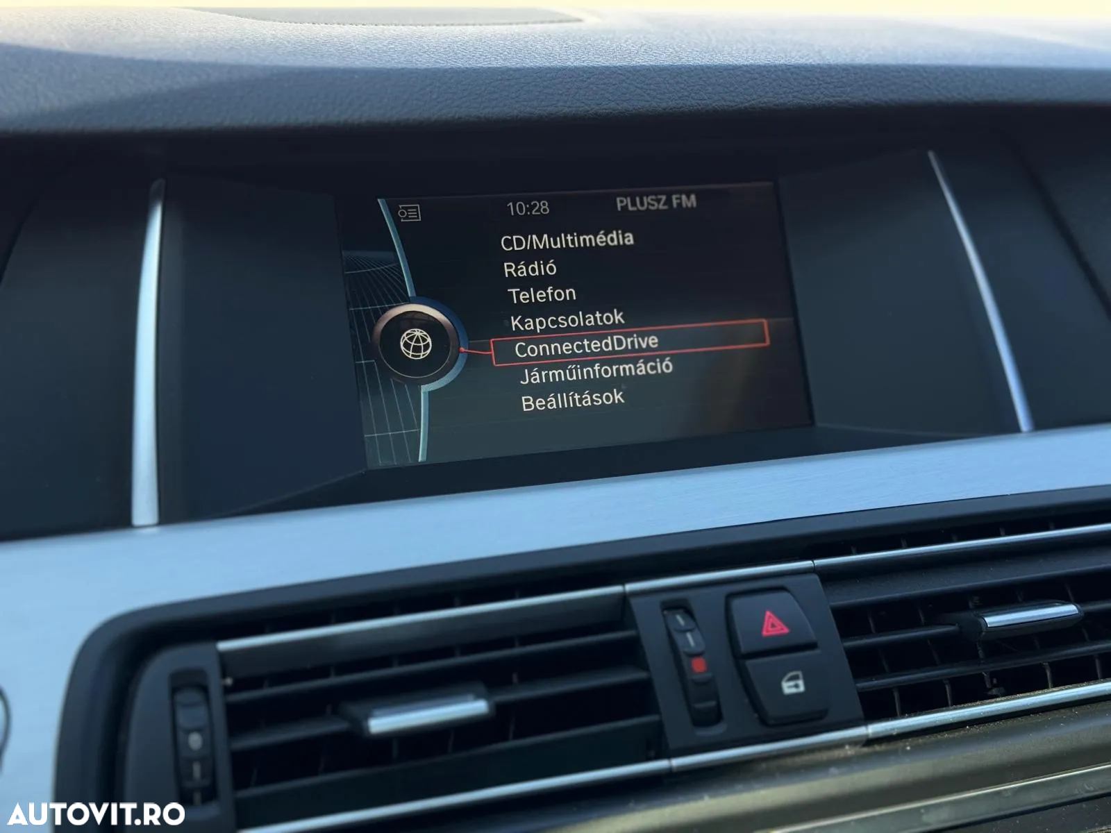 BMW Seria 5 520d xDrive AT - 26