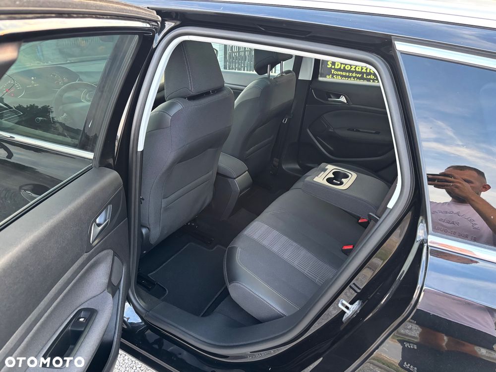 Peugeot 308 - 10