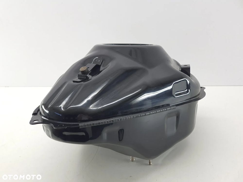 ZBIORNIK PALIWA BAK  YAMAHA XSR 125 - 5