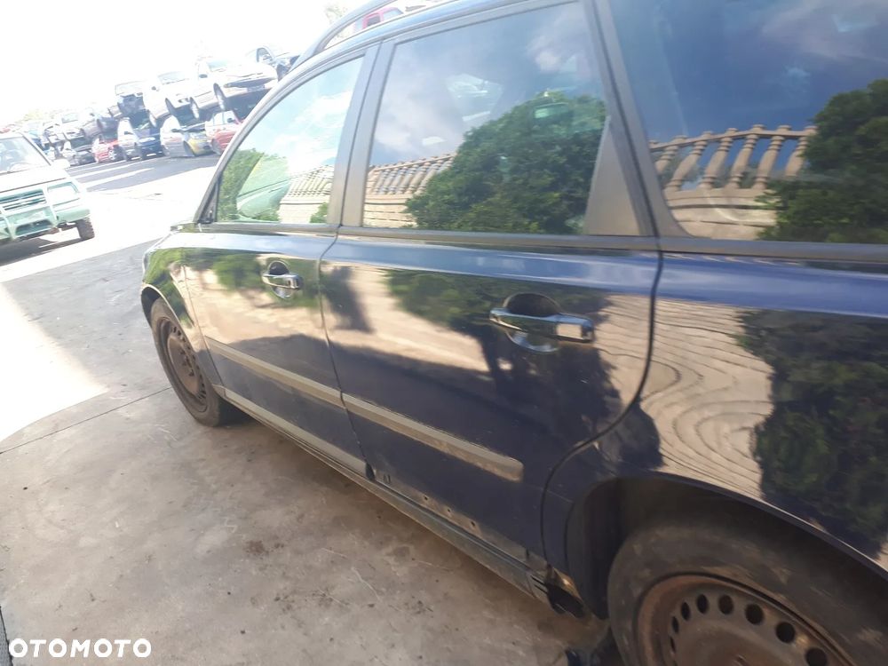 VOLVO V50 04-07 1.6 D  ZDERZAK TYŁ TYLNY 613-46 - 24