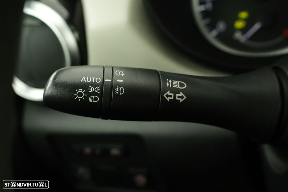 Nissan Micra 1.0 IG-T Acenta - 16