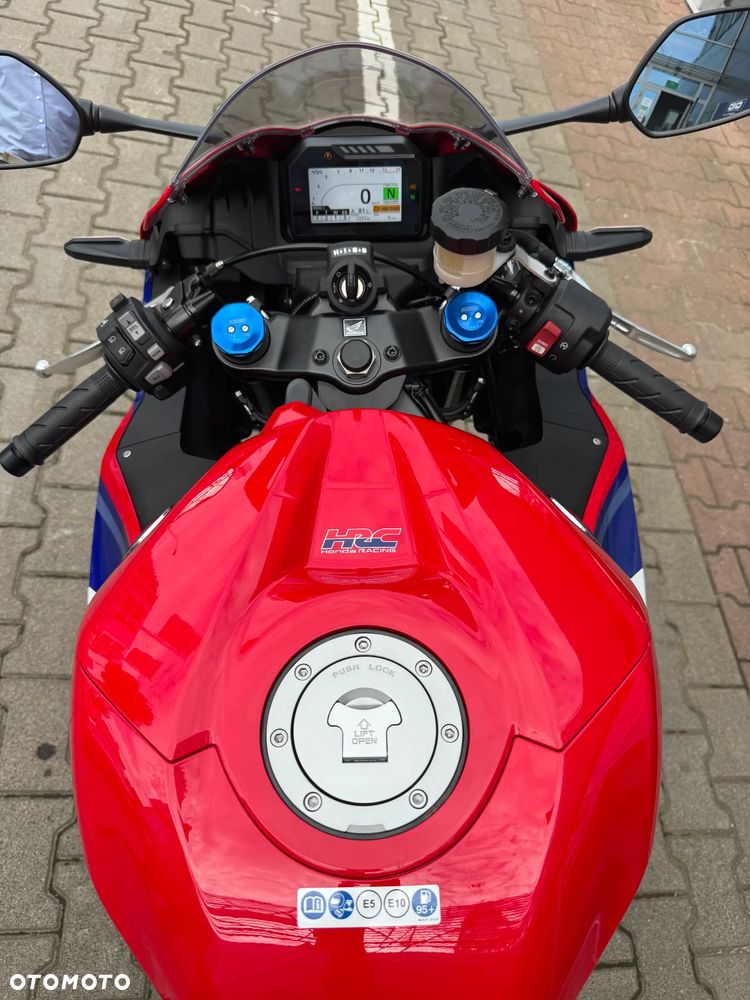 Honda CBR - 16