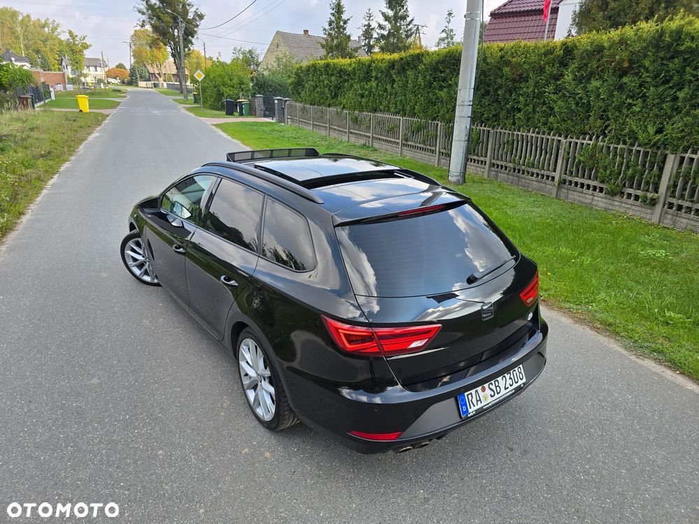 Seat Leon 2.0 TDI DPF DSG FR Black Matt Edition - 21