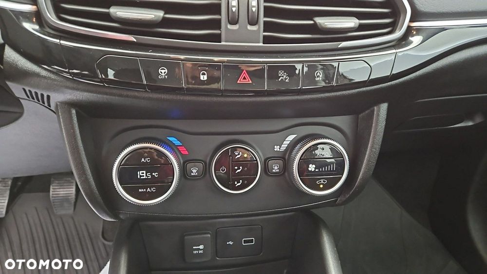 Fiat Tipo 1.6 MultiJet City Life - 18