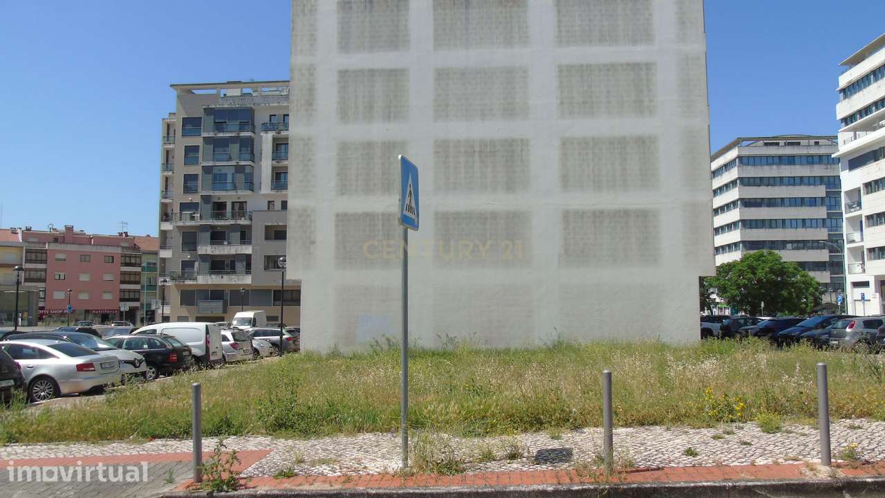 LOTE PARA CONSTRUÇÃO | 10 APARTAMENTOS,  VILLA PARK – AMADORA - Grande imagem: 2/13