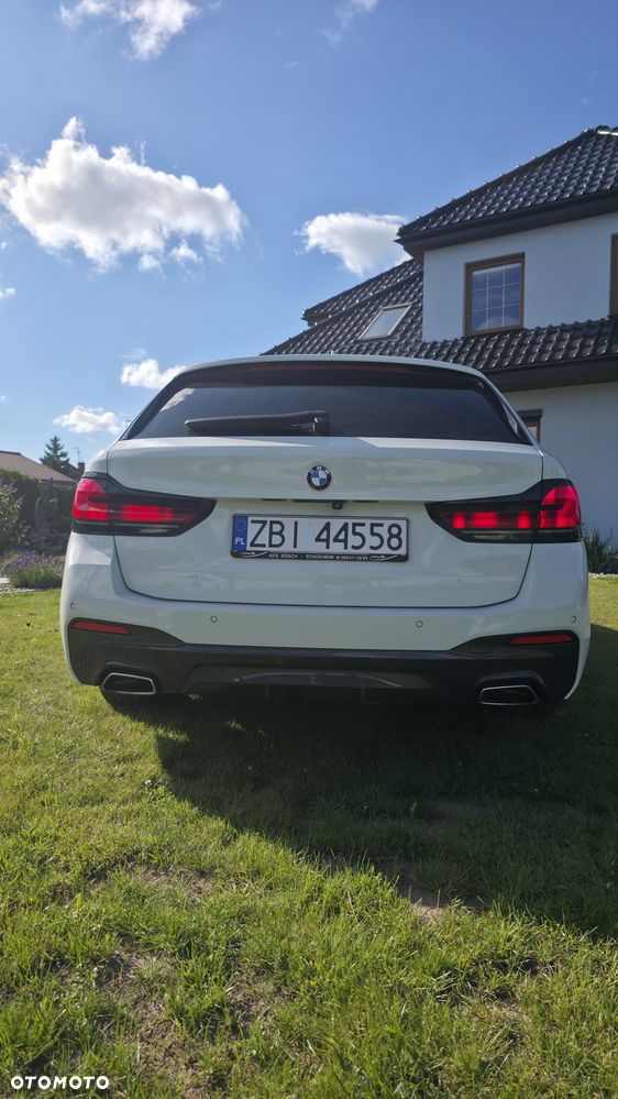 BMW Seria 5 520d xDrive mHEV M Sport sport - 9