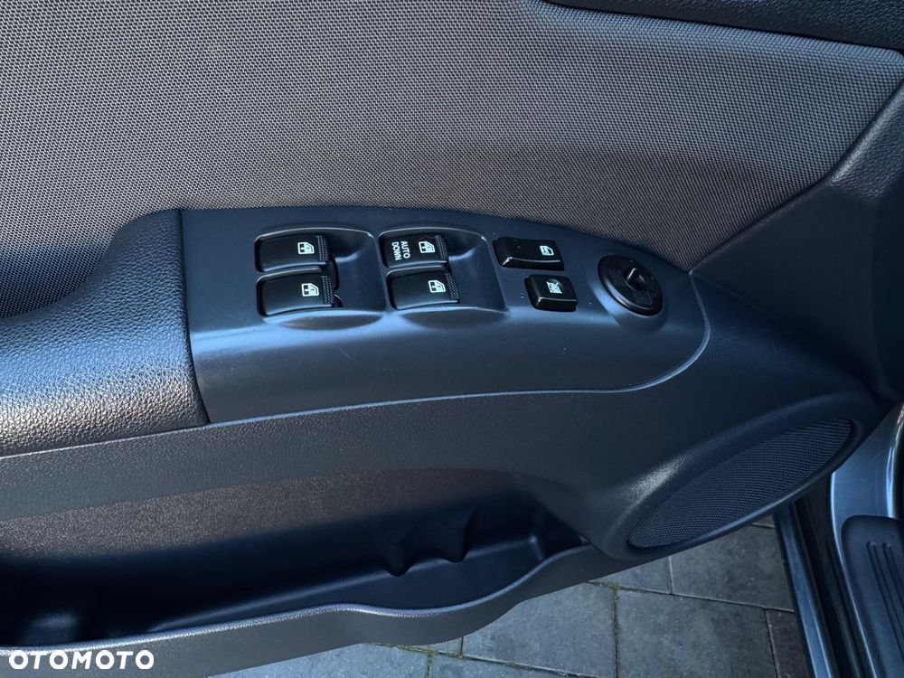 Kia Sportage 2.0 2WD LX - 22