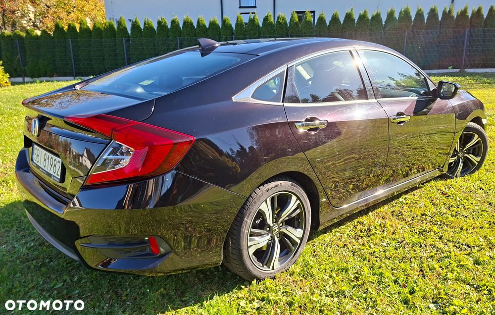 Honda Civic 1.5 T Executive - 10