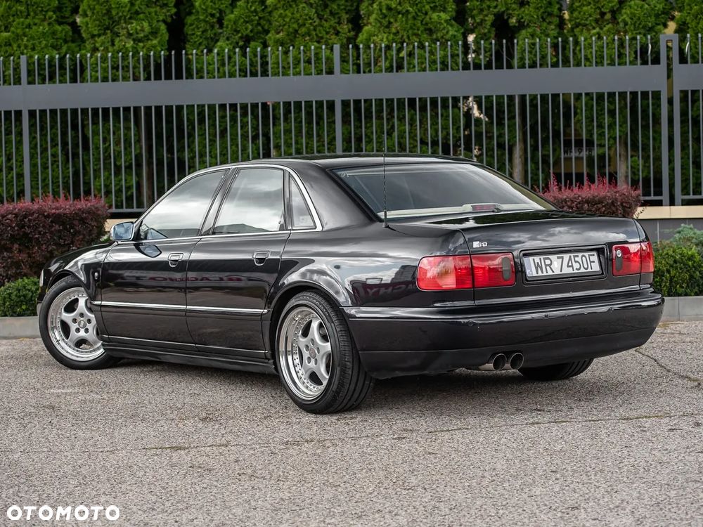 Audi S8 4.2 Quattro - 9