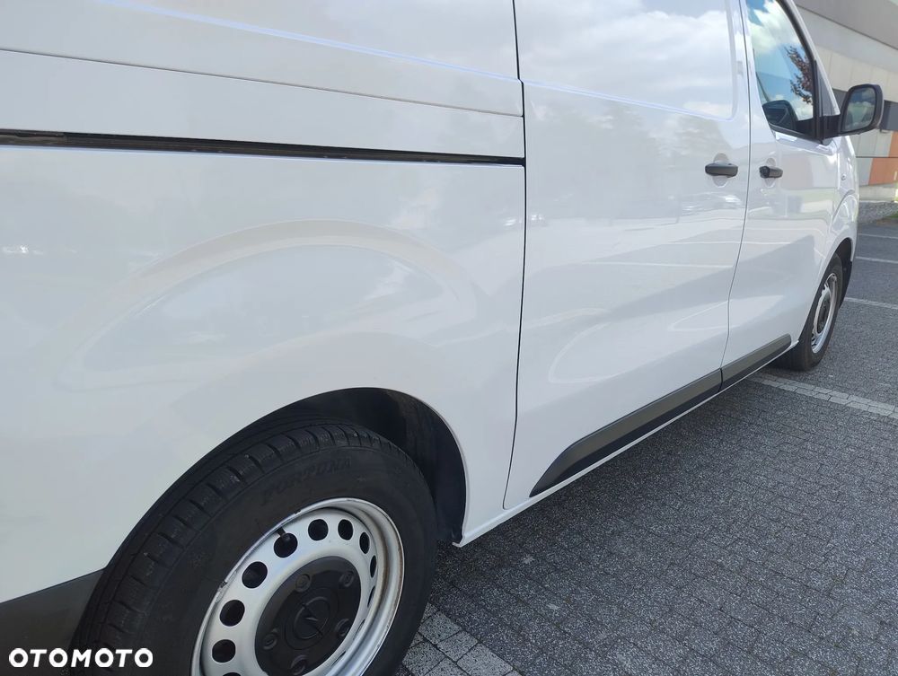 Opel VIVARO NOWY MODEL 1.5 Diesel (102KM) 6-BIEGÓW (L2H1) (EURO,6) KLIMA STAN IDEALNY NIE MA RDZY BEZWYPADKOWY SERWIS A.S.O. DO KOŃCA ! ! ! - 28