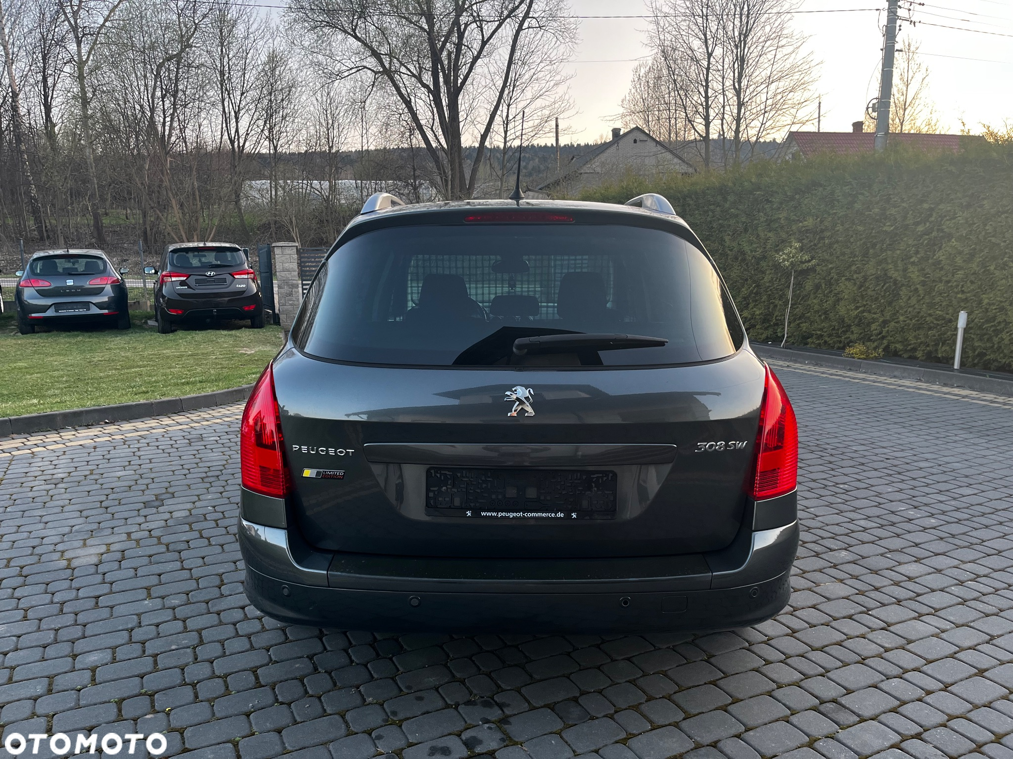 Peugeot 308 SW BlueHDi 150 Stop & Start Business-Line - 4