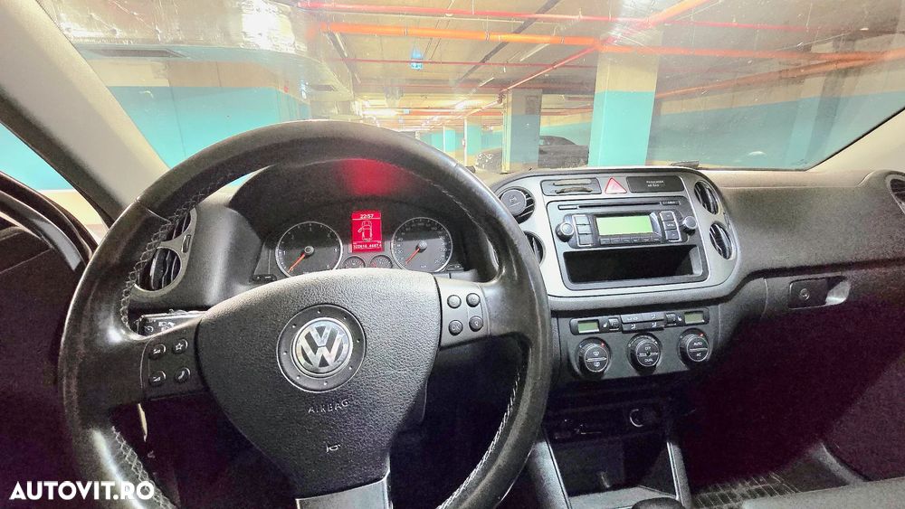 Volkswagen Tiguan 2.0 TDI CR DPF 4Motion DSG Trend&Fun - 8