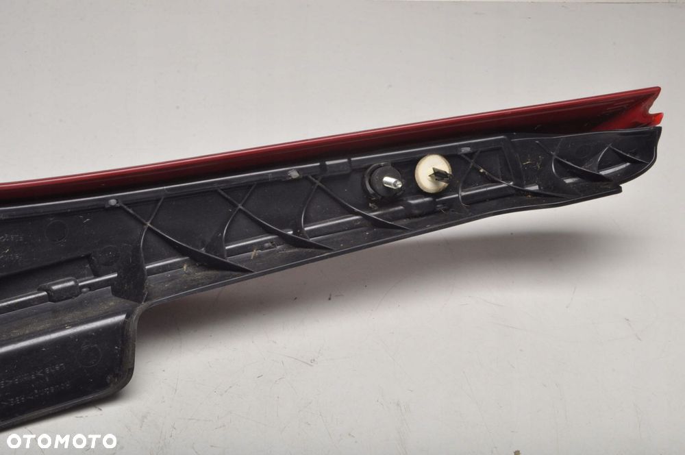 VOLVO XC60 I LAMPA PRAWA TYLNA PRAWY TYŁ 31323035 - 8