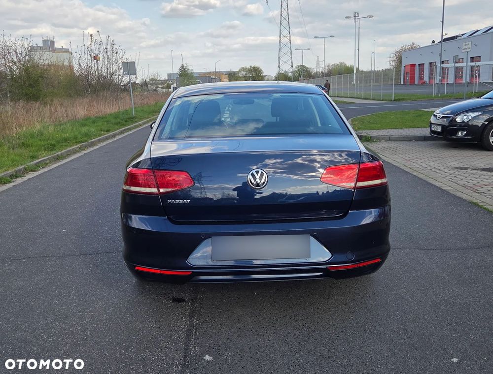 Volkswagen Passat ver-1-4-tsi-bmt-act-comfortline - 18
