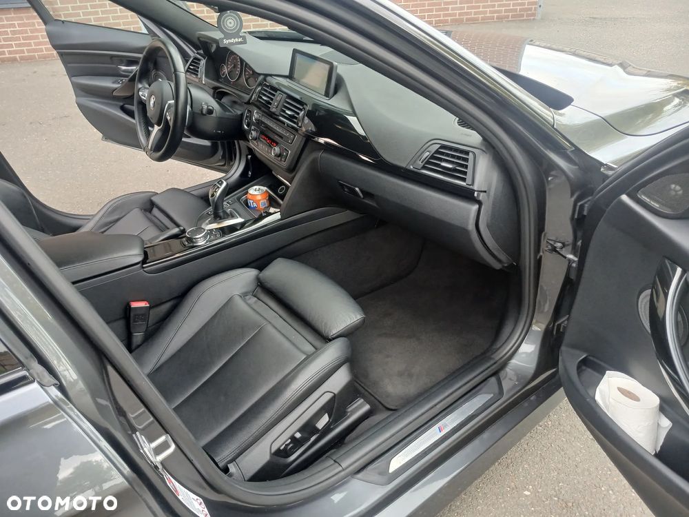 BMW Seria 3 335d Touring xDrive Edition M Sport Shadow - 11