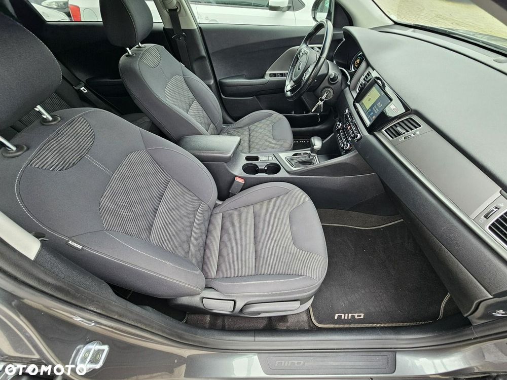 Kia Niro - 35