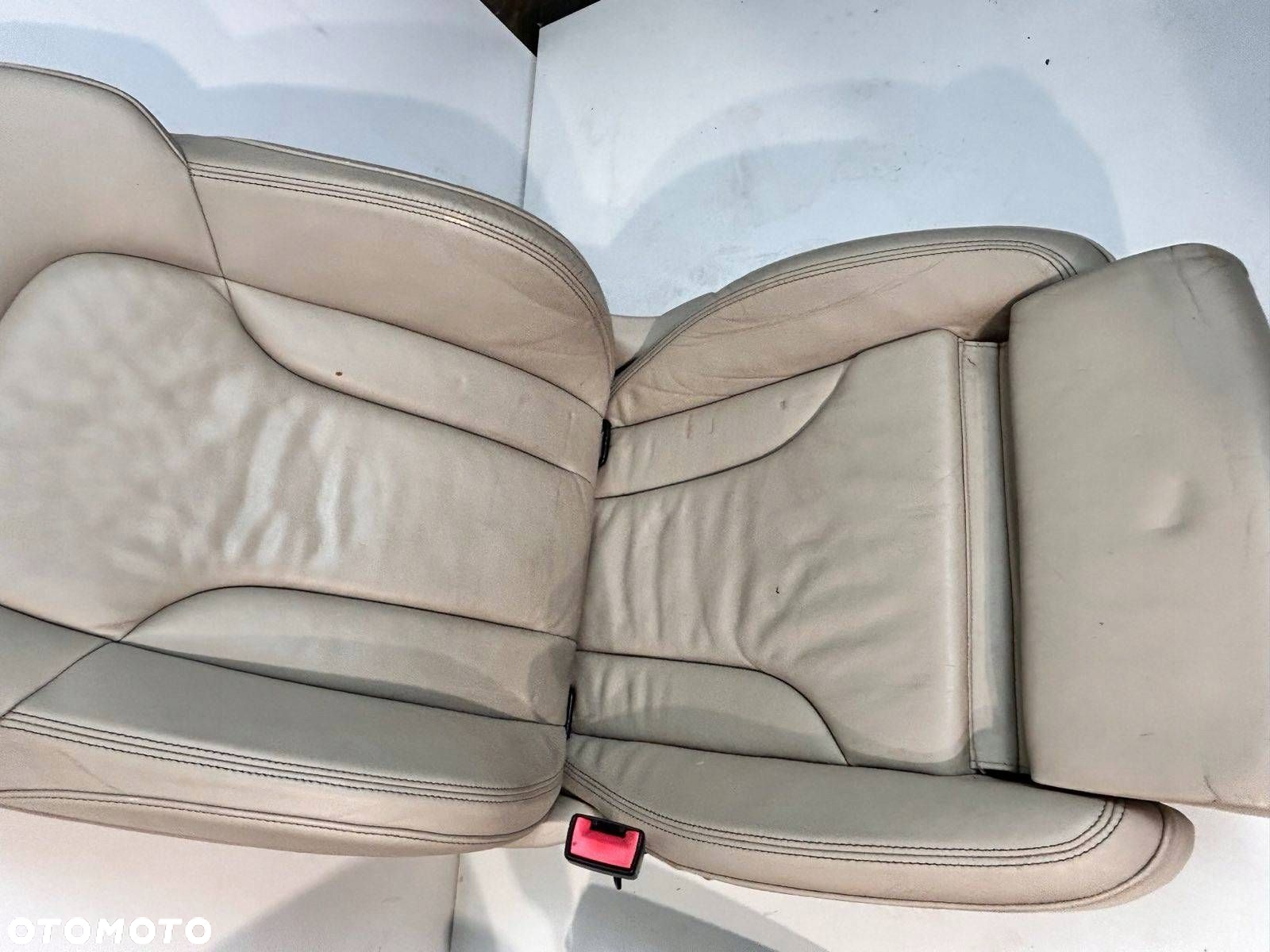 Audi Q5 SQ5 2011 Fotele / Kanapa / Boczki / Komplet Jasne skóry sport UK - 7