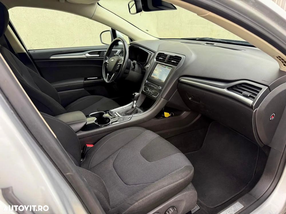 Ford Mondeo - 17