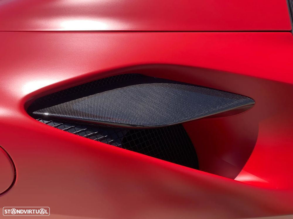 Ferrari F8 Tributo Spider - 20