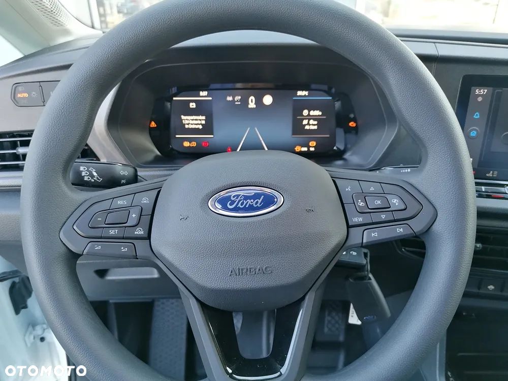 Ford Transit Connect L2 - 24