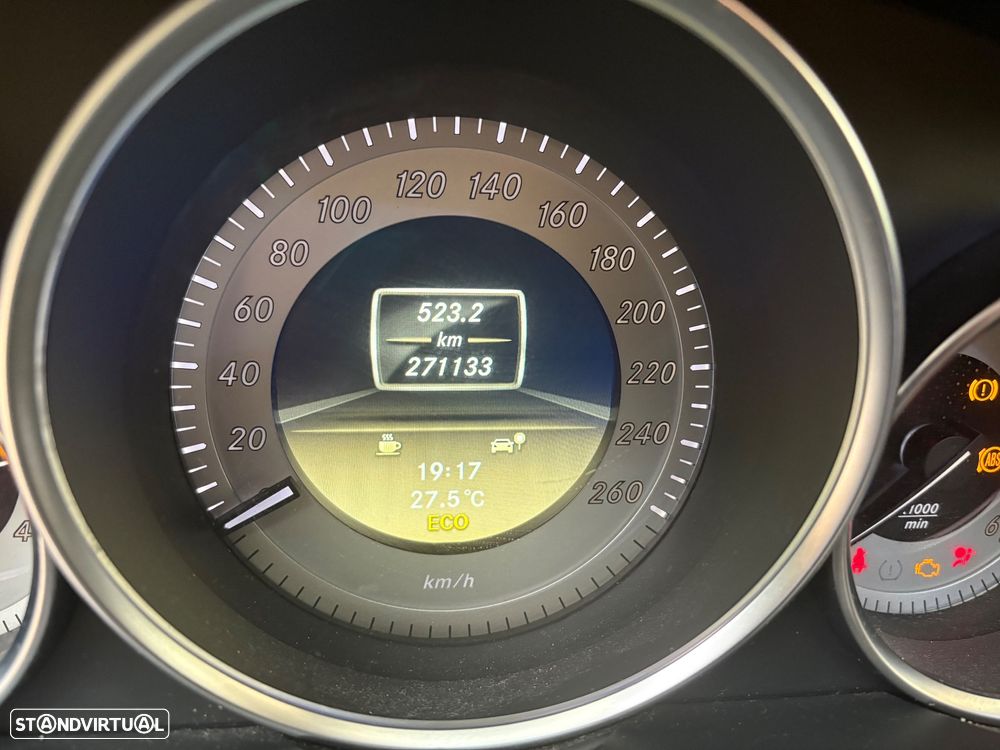 Mercedes-Benz C 250 CDI DPF (BlueEFFICIENCY) - 11