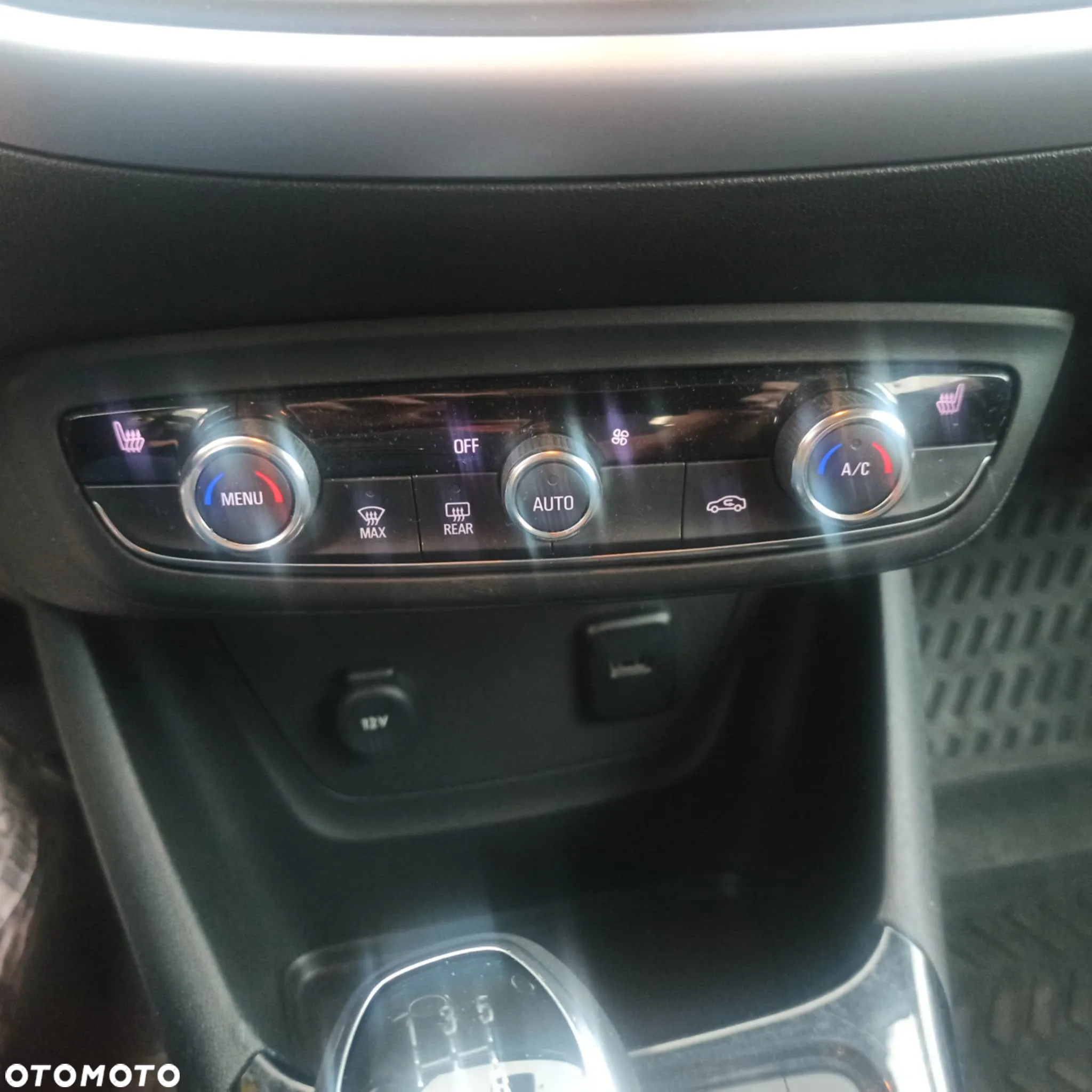 Opel Crossland X 1.2 Enjoy - 7