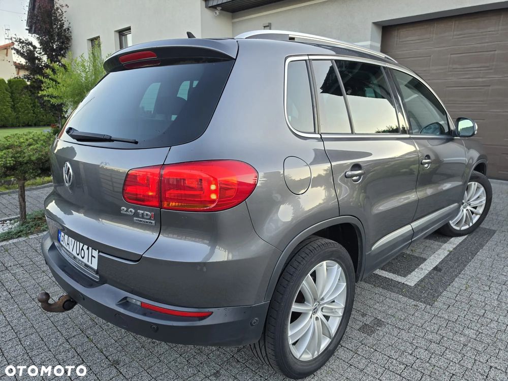 Volkswagen Tiguan 2.0 TDI DPF 4Motion BlueMotion Technology DSG Lounge Sport & Style - 32