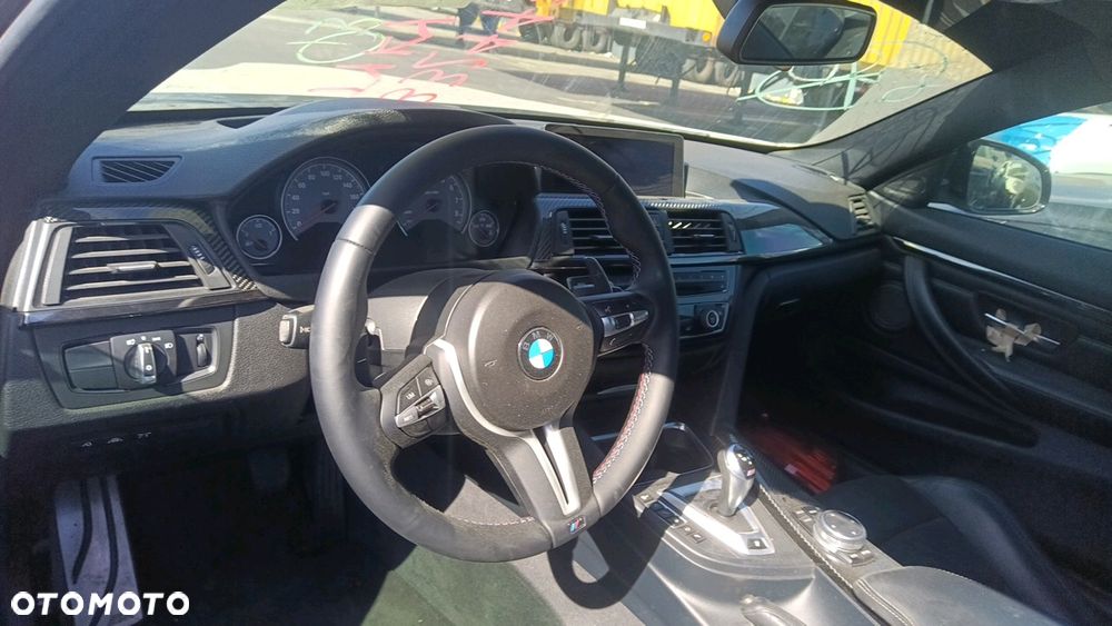 BMW M4 DKG - 25