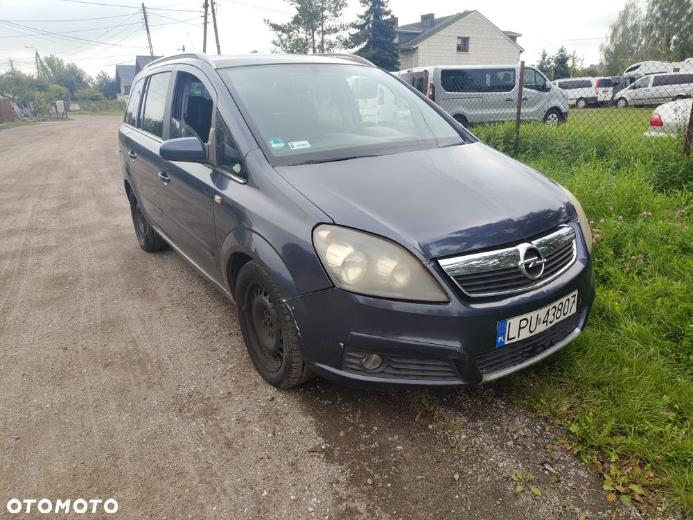 Opel Zafira - 1