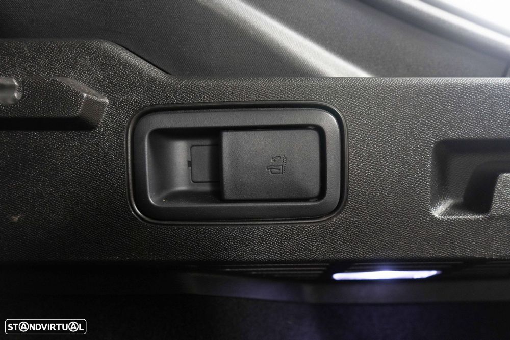 Peugeot 408 1.6 Hybrid GT e-EAT8 - 16