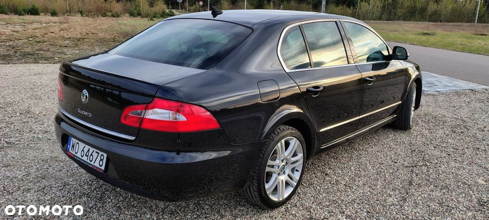 Skoda Superb 1.6 TDI Exclusive - 6