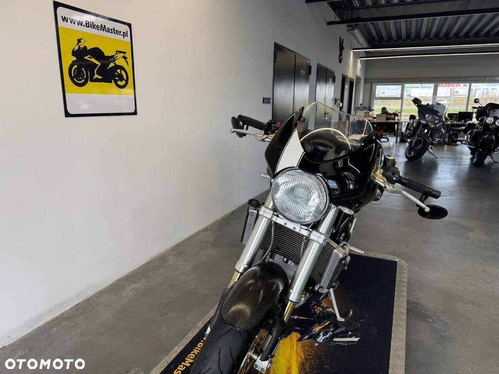 Ducati Monster - 32