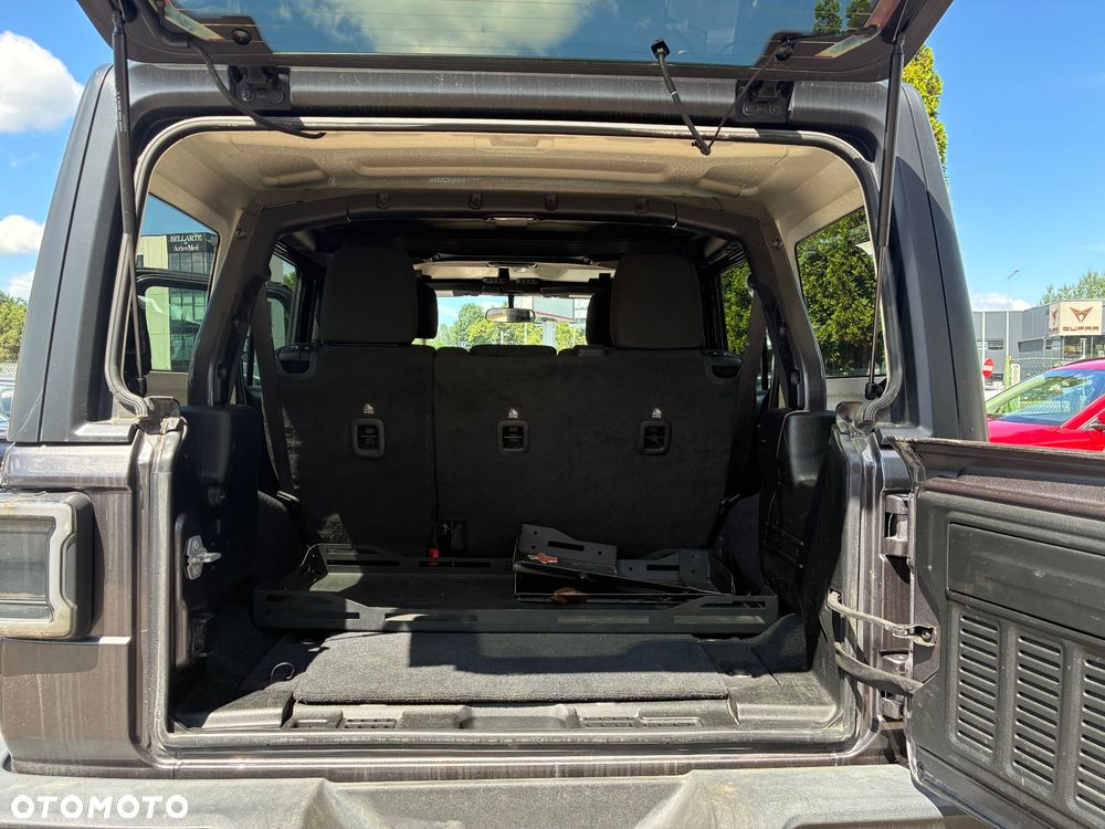 Jeep Wrangler 2.0 T-GDI Hardtop AWD Automatik Sport - 24