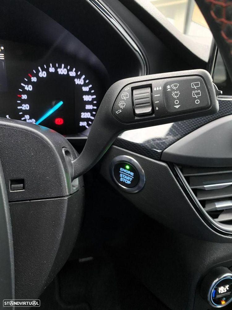 Ford Focus SW 1.0 EcoBoost ST-Line - 12