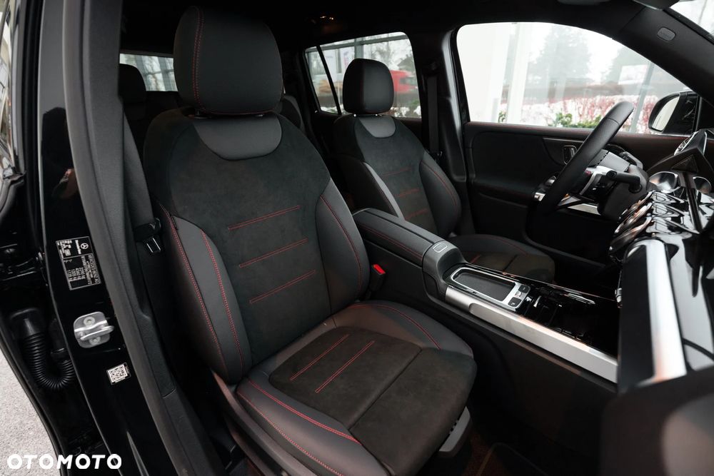 Mercedes-Benz GLB 220 d 4-Matic AMG Line 8G-DCT - 12