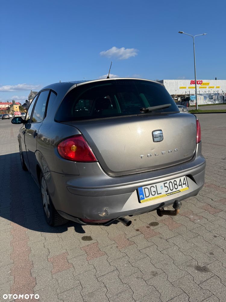 Seat Toledo 1.6 Reference - 28