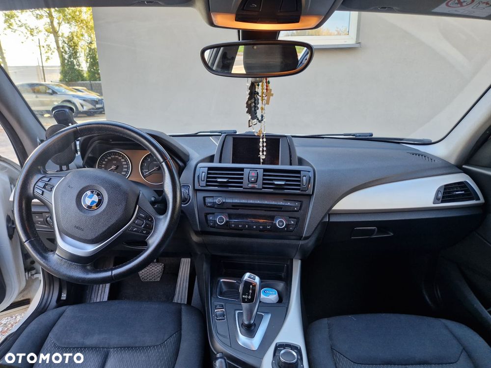 BMW Seria 1 116i - 5