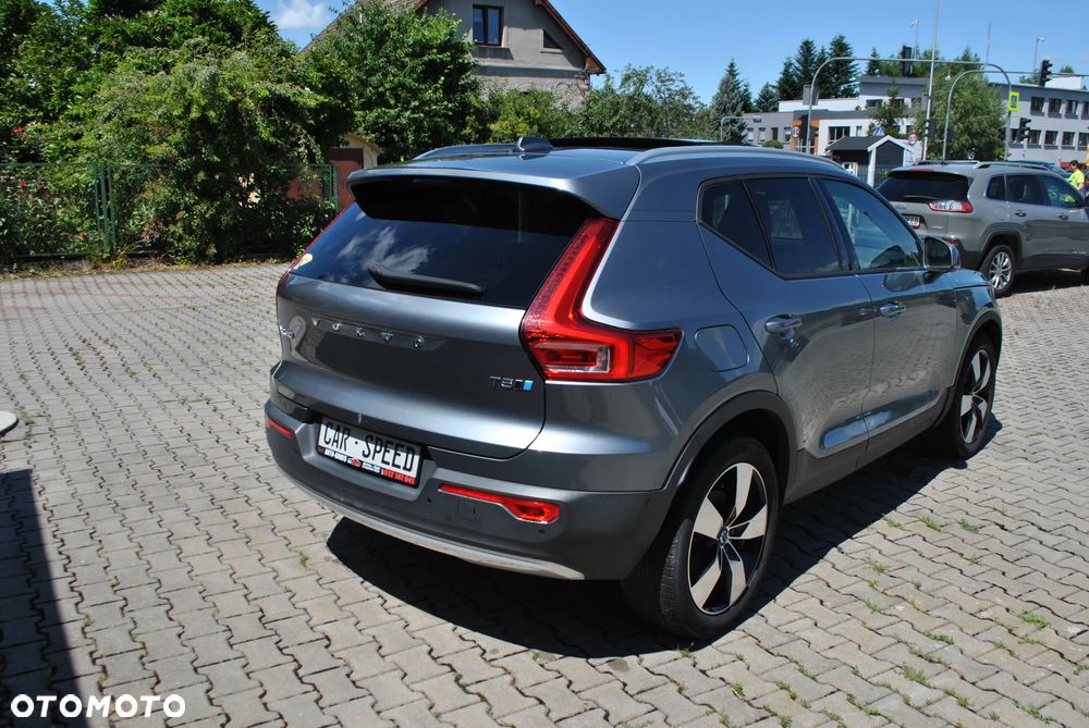 Volvo XC 40 B5 B AWD Geartronic Inscription - 6